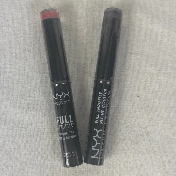 NYX Full Throttle Shadow Stick - Picture 4 of 4